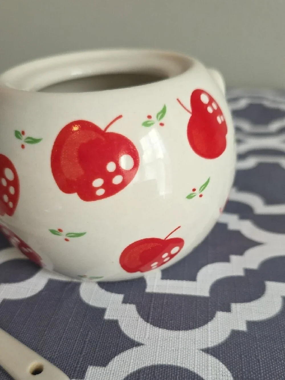 Just For You white ceramic